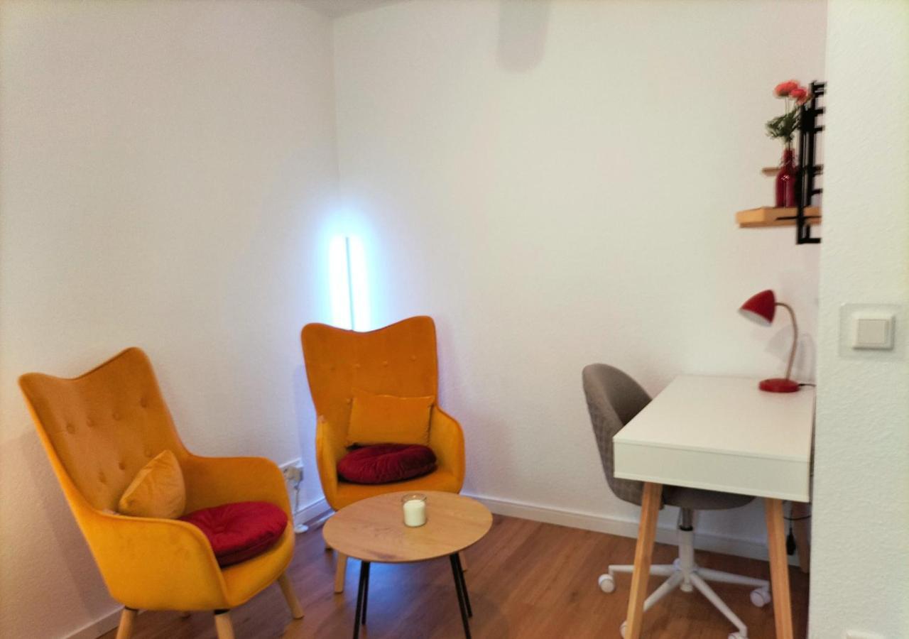 Apartment Living-life, Klinik & Messe Vor Ort, Wlan, Netflix *